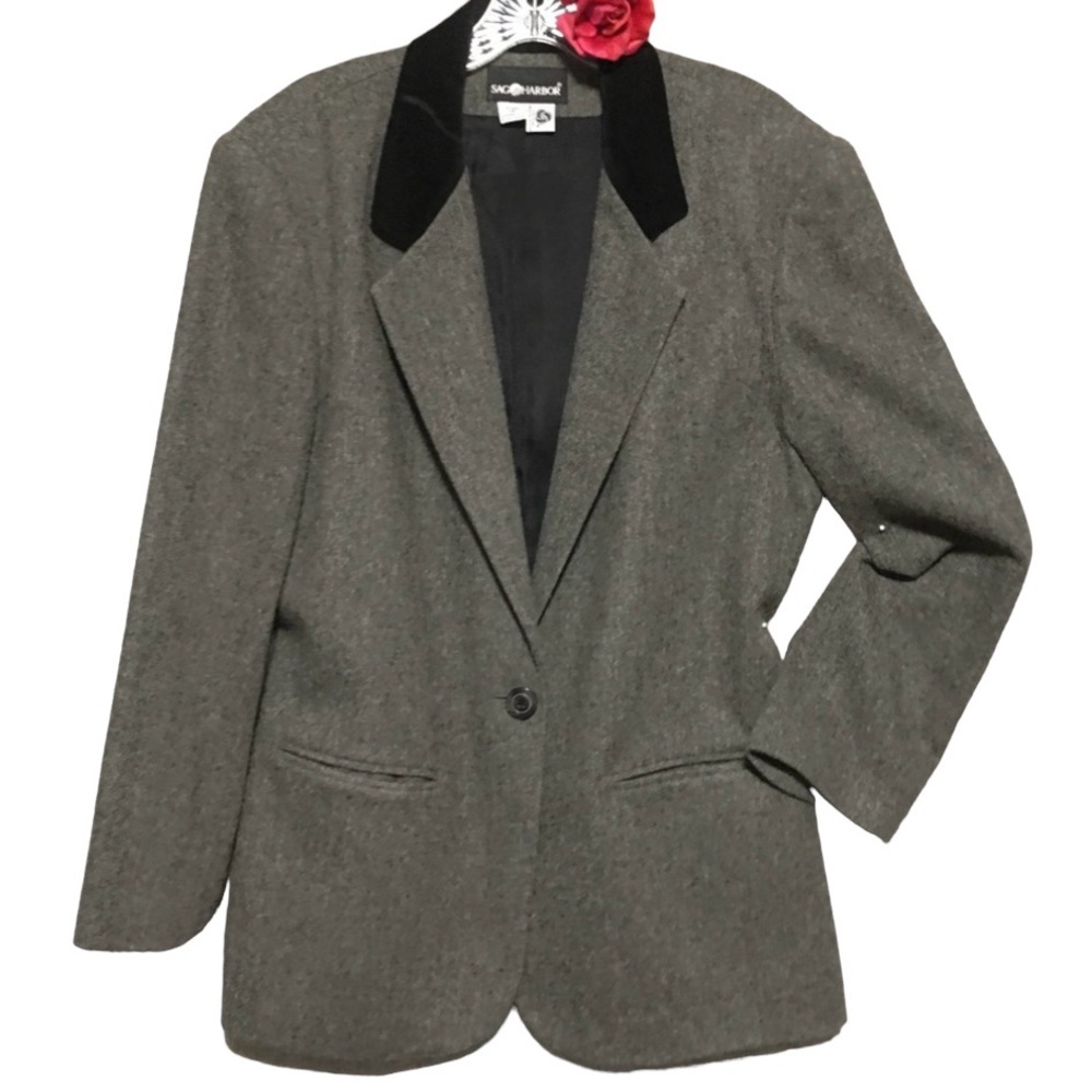 CAPSULE WEAR BLAZER JACKET GRAY WOOL BLEND LONG LINE BLACK VELVET COLLAR OFFICE